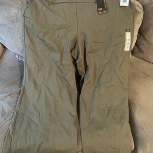 Lee 28W Wide Leg Pants NWT